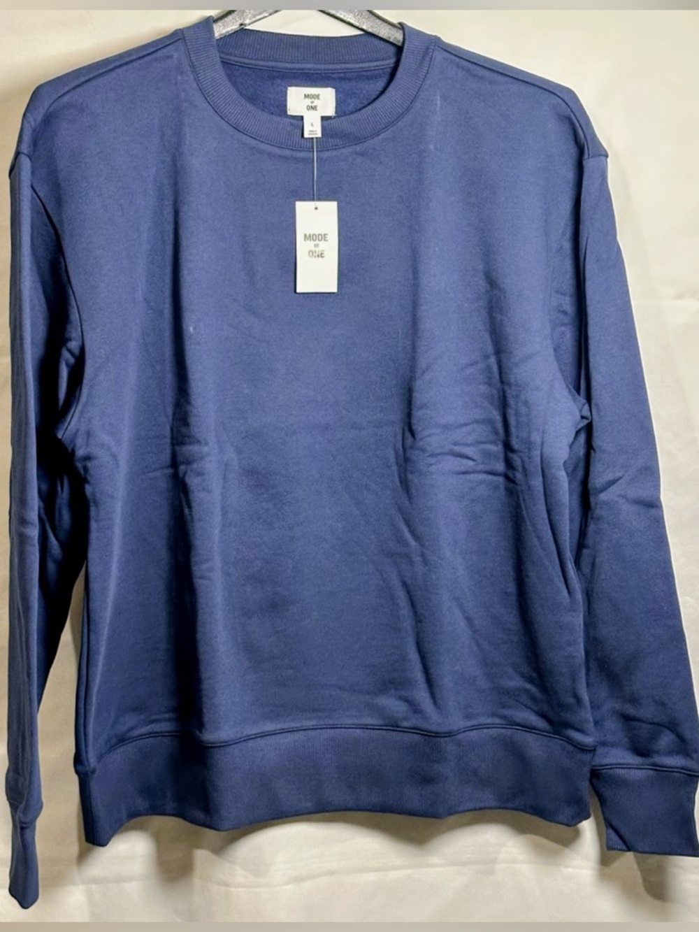 Men’s Navy Crewneck Pullover Sweatshirt